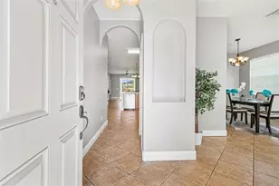 27211 Liriope Ct, Wesley Chapel, FL 33544 - Photo 7