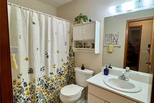 827 Strawberry Ln, Brandon, FL 33511 - Photo 31