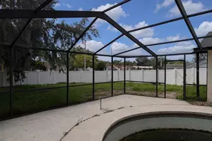 806 Crosswinds Dr, Brandon, FL 33511 - Photo 11