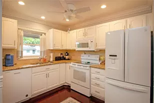 1100 E Bay Dr, Largo, FL 33770 - Photo 7