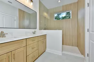 1911 W Beach St, Tampa, FL 33607 - Photo 17