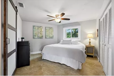 610 Island Way #201, Clearwater Beach, FL 33767 - Photo 23