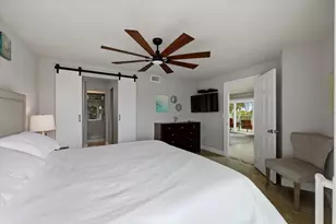 610 Island Way, Clearwater Beach, FL 33767 - Photo 21