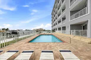 610 Island Way, Clearwater Beach, FL 33767 - Photo 29