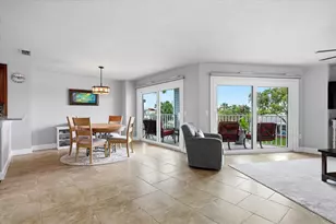 610 Island Way, Clearwater Beach, FL 33767 - Photo 15