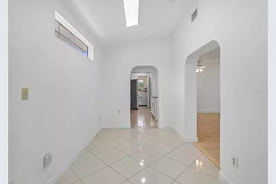 9680 Park Lake Drive N, Pinellas Park, FL 33782 - Photo 9