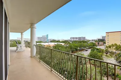 750 4th Avenue S #705D, Saint Petersburg, FL 33701 - Photo 7