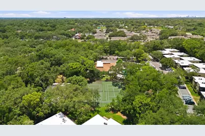 11844 Skylake Place, Tampa, FL 33617 - Photo 23