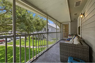 11844 Skylake Place, Tampa, FL 33617 - Photo 19
