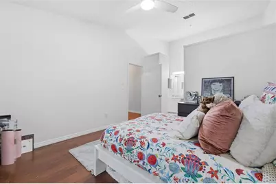 11844 Skylake Place, Tampa, FL 33617 - Photo 13