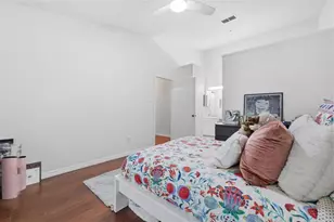 11844 Skylake Pl, Tampa, FL 33617 - Photo 13