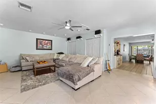 2833 56th Ln N, Saint Petersburg, FL 33710 - Photo 15