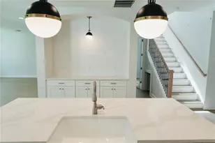 3905 W Tacon St, Tampa, FL 33629 - Photo 9