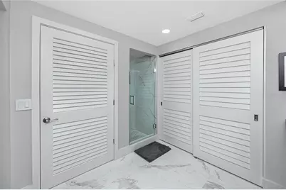 736 Island Way #1001, Clearwater Beach, FL 33767 - Photo 11
