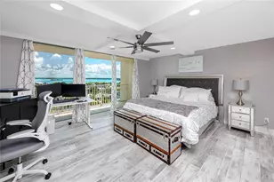 736 Island Way, Clearwater Beach, FL 33767 - Photo 27