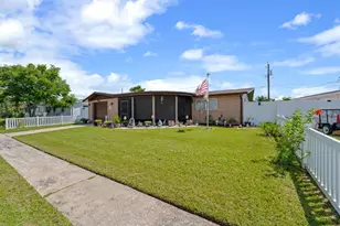 2152 Arcadia Rd, Holiday, FL 34690 - Photo 3