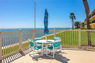 7510 Sunshine Skyway Ln S, Saint Petersburg, FL 33711 - Photo 47