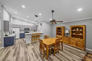 5137 New Brittany Ln, Zephyrhills, FL 33541 - Photo 11