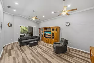 5137 New Brittany Ln, Zephyrhills, FL 33541 - Photo 7