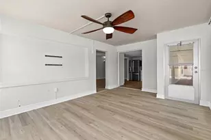4780 Cove Cir, Saint Petersburg, FL 33708 - Photo 3