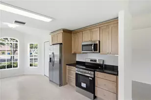 6003 Chellas Ct, Lutz, FL 33558 - Photo 11