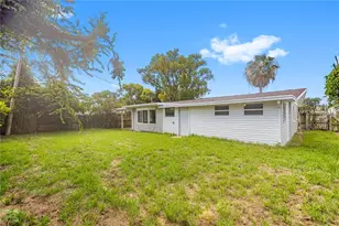 4711 Beacon Hill Dr, New Port Richey, FL 34652 - Photo 13
