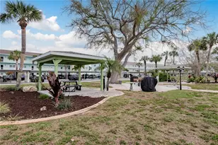 8 Glencoe Pl, Dunedin, FL 34698 - Photo 29