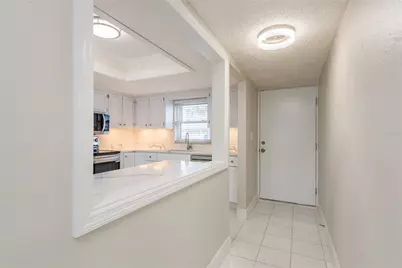 8 Glencoe Place #104, Dunedin, FL 34698 - Photo 5