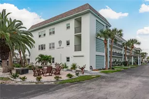 8 Glencoe Pl, Dunedin, FL 34698 - Photo 1