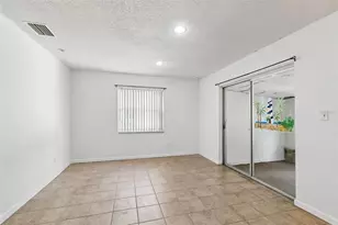 1602 W Virginia Ln, Clearwater, FL 33759 - Photo 17