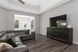219 Willow Bend Pkwy, Lutz, FL 33549 - Photo 7