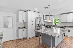 3712 N Clearfield Ave, Tampa, FL 33603 - Photo 9