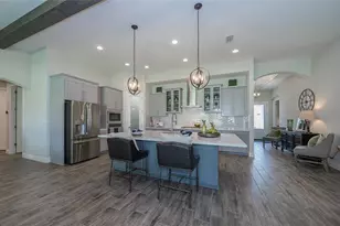 8687 Birchleaf Ct Ct, Land O Lakes, FL 34637 - Photo 7