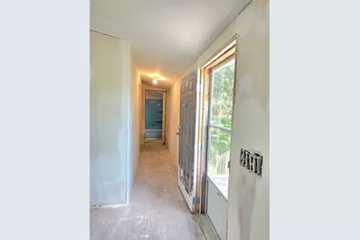 8443 Hamster Drive, Zephyrhills, FL 33540 - Photo 25