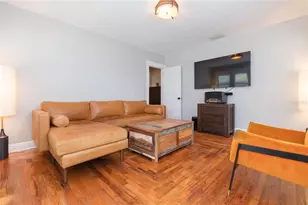 602 W Hilda St, Tampa, FL 33603 - Photo 5