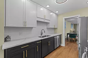 215 Boca Ciega Point Blvd N, Saint Petersburg, FL 33708 - Photo 11