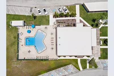 215 Boca Ciega Point Boulevard N #3, Saint Petersburg, FL 33708 - Photo 73