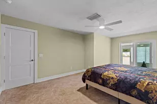 215 Boca Ciega Point Blvd N, Saint Petersburg, FL 33708 - Photo 35