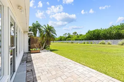 215 Boca Ciega Point Boulevard N #3, Saint Petersburg, FL 33708 - Photo 43