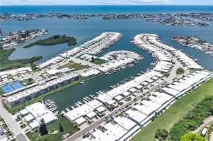 215 Boca Ciega Point Blvd N, Saint Petersburg, FL 33708 - Photo 77
