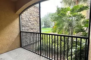 10023 Courtney Palms Blvd, Tampa, FL 33619 - Photo 5