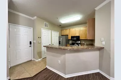 10023 Courtney Palms Boulevard #101, Tampa, FL 33619 - Photo 15
