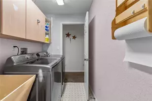 10431 36th St N, Clearwater, FL 33762 - Photo 13