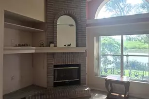 10431 36th St N, Clearwater, FL 33762 - Photo 15