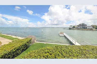 4709 Dolphin Cay Lane, Saint Petersburg, FL 33711 - Photo 1