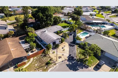 3997 McKay Creek Circle, Largo, FL 33770 - Photo 3