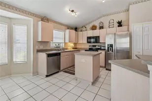 19204 Garden Quilt Cir, Lutz, FL 33558 - Photo 39