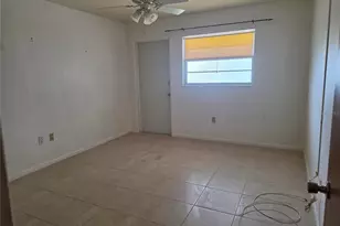 5850 21st St N, Saint Petersburg, FL 33714 - Photo 15