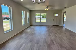 6020 12th St, Zephyrhills, FL 33542 - Photo 29