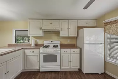 7450 23rd Street, Zephyrhills, FL 33540 - Photo 17